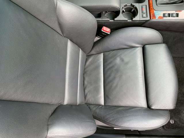 ALPINA B3 limousine