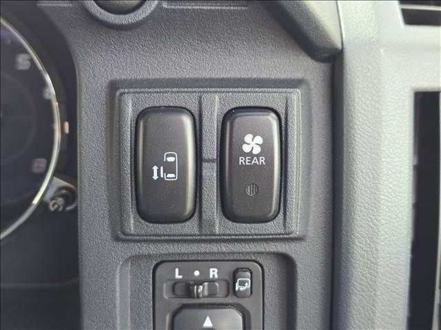 DELICA D:5 4WD