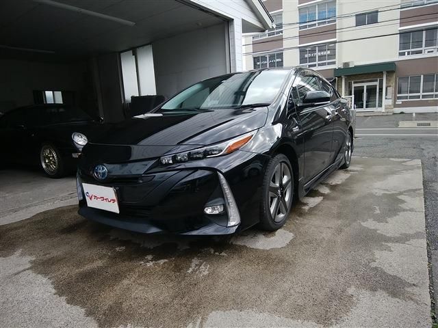 PRIUS PHV