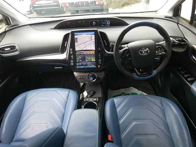 PRIUS PHV
