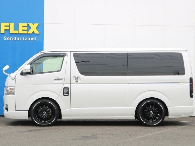 HIACE van 4WD