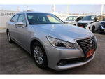 CROWN sedan hybrid
