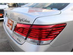 CROWN sedan hybrid