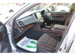 CROWN sedan hybrid