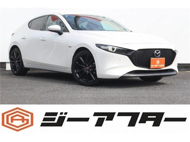 MAZDA3 FASTBACK