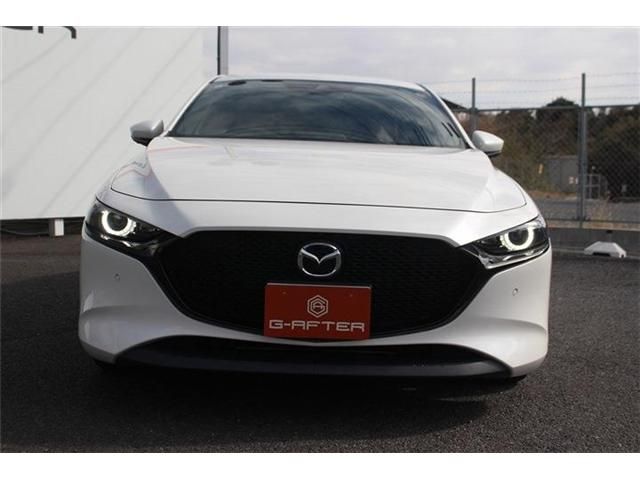 MAZDA3 FASTBACK