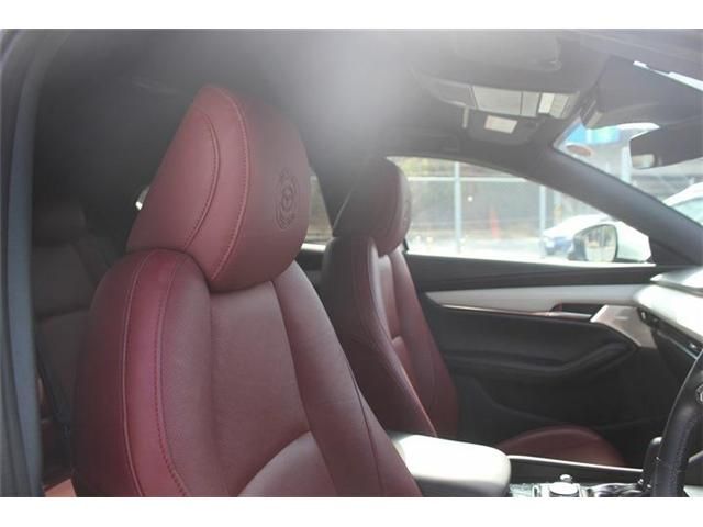 MAZDA3 FASTBACK