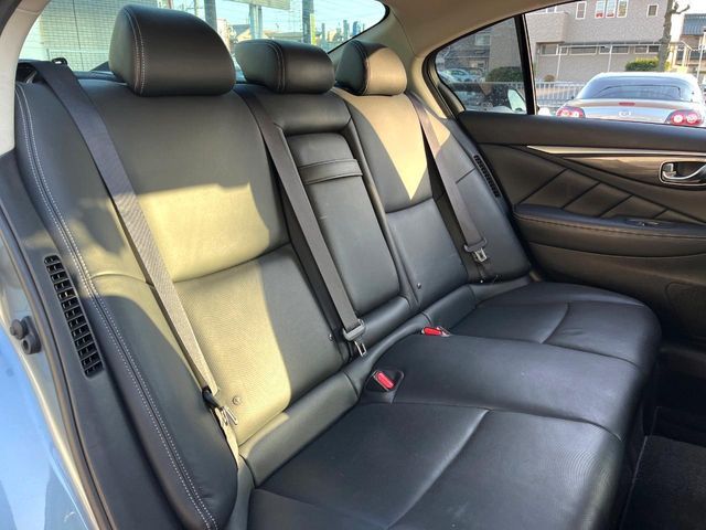 SKYLINE HYBRID 4WD