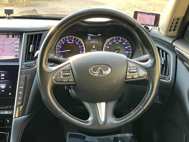 SKYLINE HYBRID 4WD