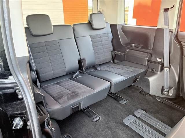 DELICA D:5 4WD