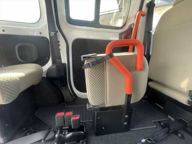 NV200 Vanette Van (LV Series)