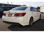 CROWN sedan hybrid
