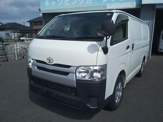 REGIUSACE van 4WD