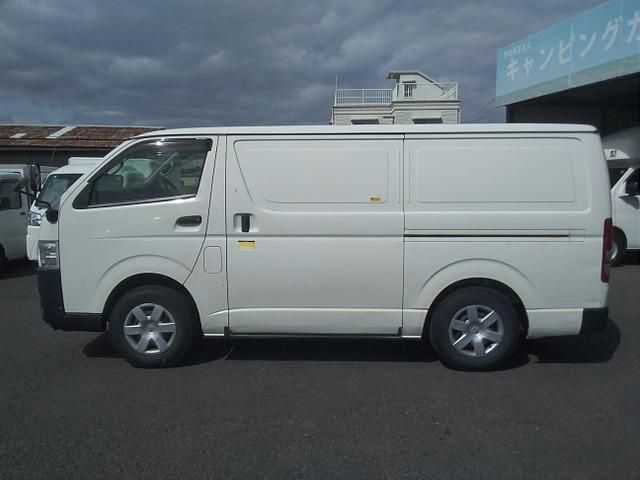 REGIUSACE van 4WD