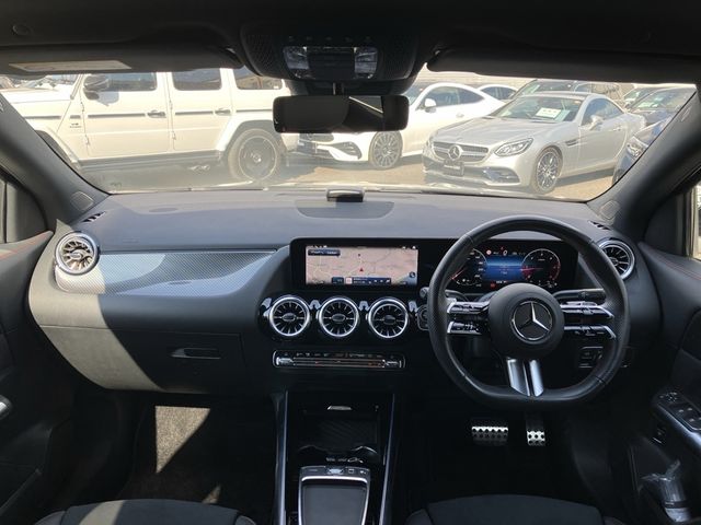 MERCEDES BENZ GLA class