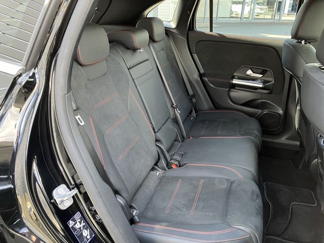 MERCEDES BENZ GLA class