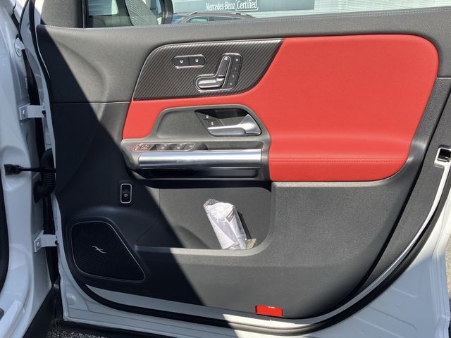 MERCEDES AMG GLA class