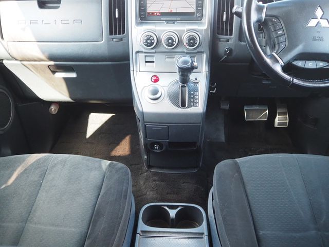 DELICA D:5 4WD