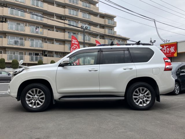 LANDCRUISER PRADO