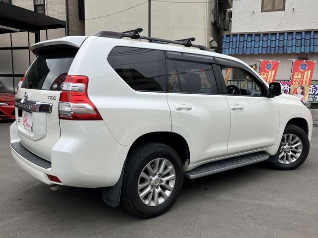 LANDCRUISER PRADO