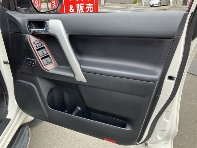 LANDCRUISER PRADO