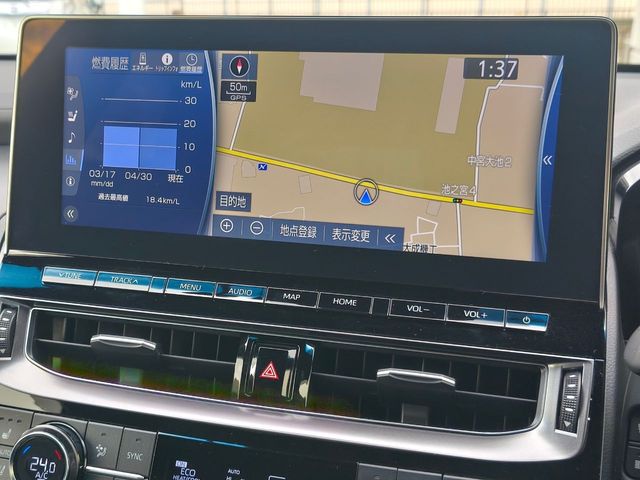 CROWN sedan hybrid
