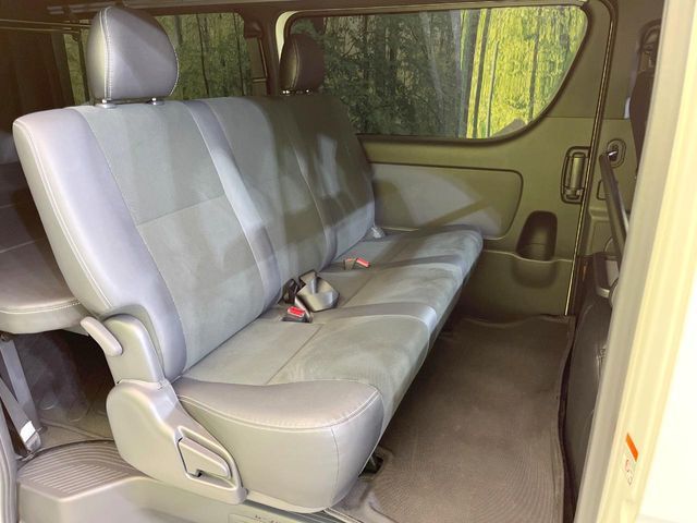 HIACE van 2WD