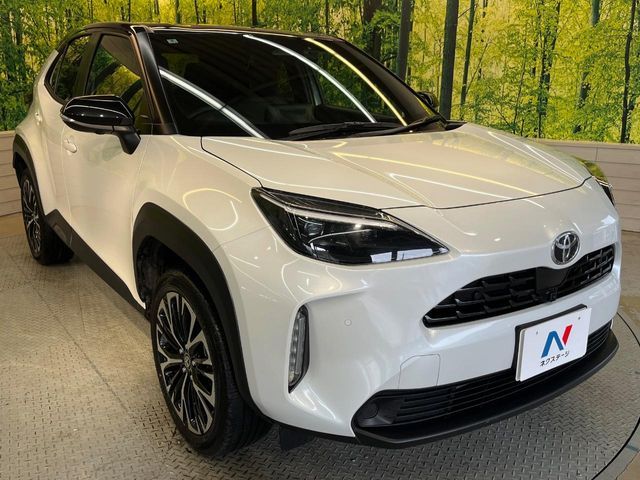 YARIS CROSS HYBRID