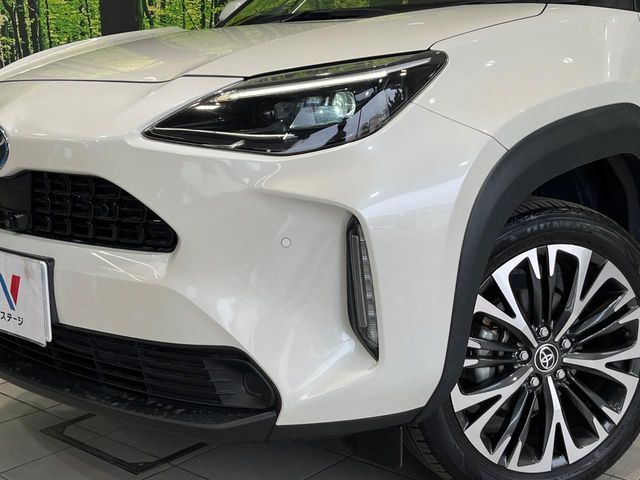 YARIS CROSS HYBRID