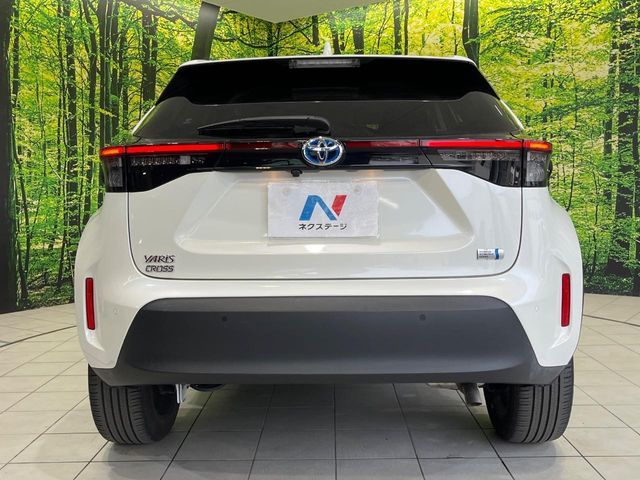YARIS CROSS HYBRID