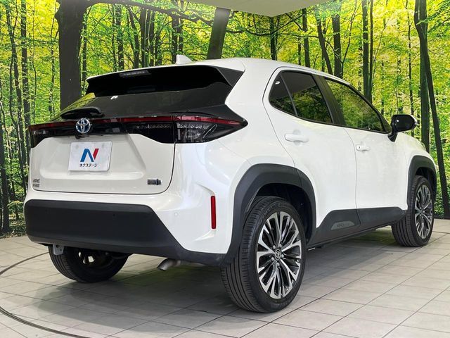YARIS CROSS HYBRID