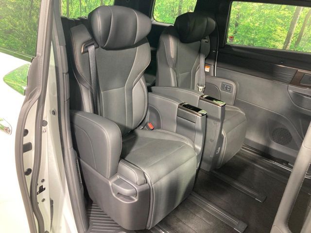ALPHARD hybrid