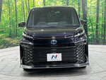 VOXY HYBRID