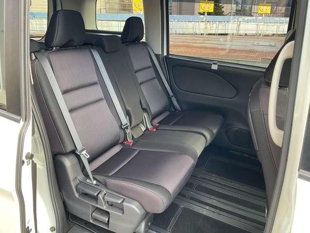 SERENA S-HYBRID 4WD