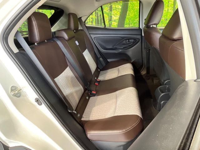 YARIS CROSS HYBRID