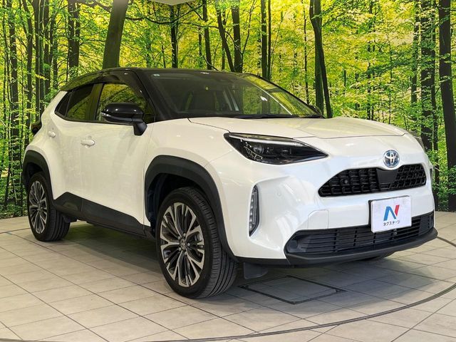 YARIS CROSS HYBRID