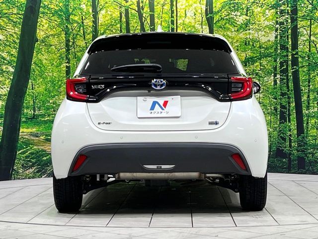 YARIS HYBRID