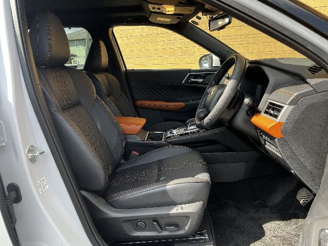 OUTLANDER PHEV