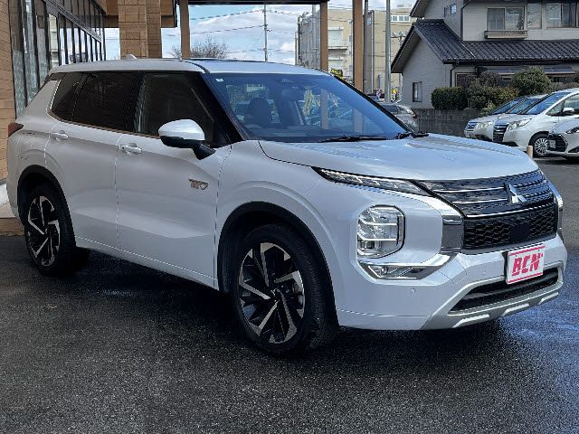 OUTLANDER PHEV