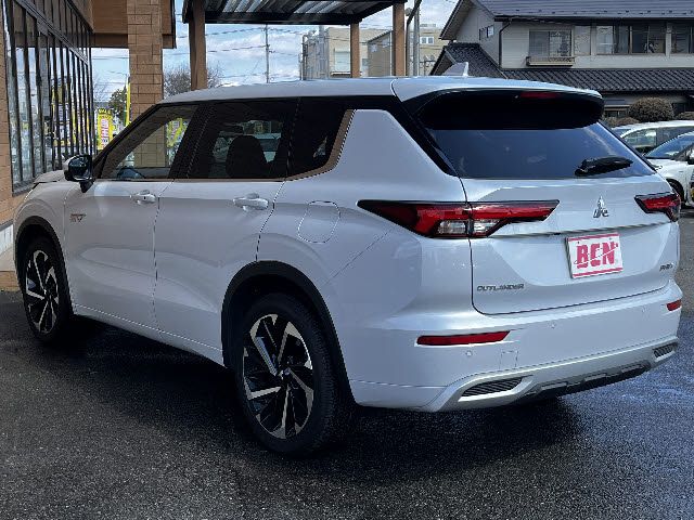OUTLANDER PHEV