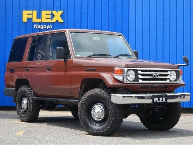LANDCRUISER van
