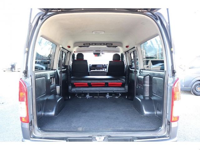 HIACE van 2WD