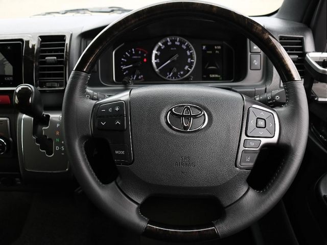 HIACE van 2WD