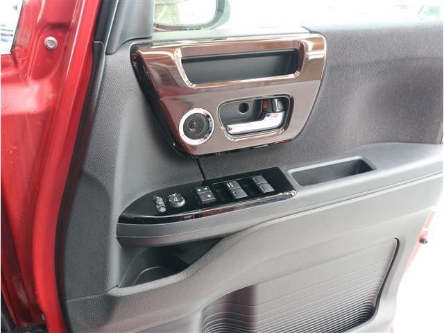 N-BOX CUSTOM