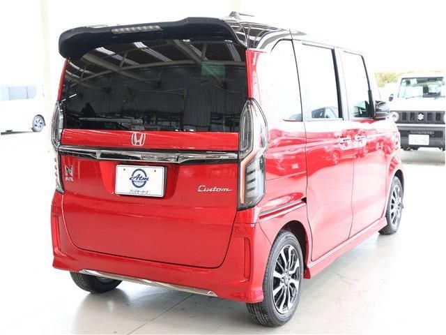 N-BOX CUSTOM