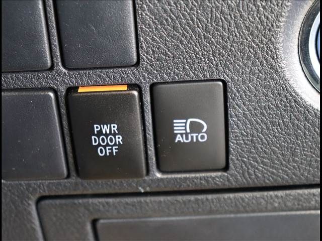 ALPHARD hybrid 4WD