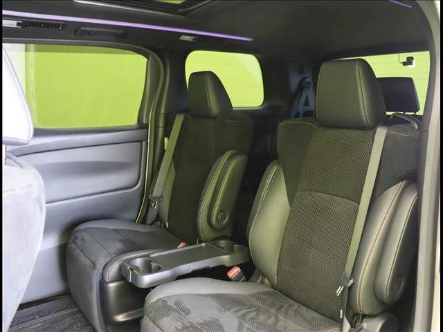 ALPHARD hybrid 4WD