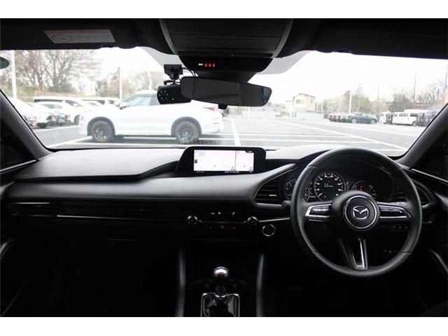 MAZDA3 FASTBACK