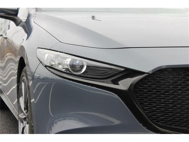 MAZDA3 FASTBACK