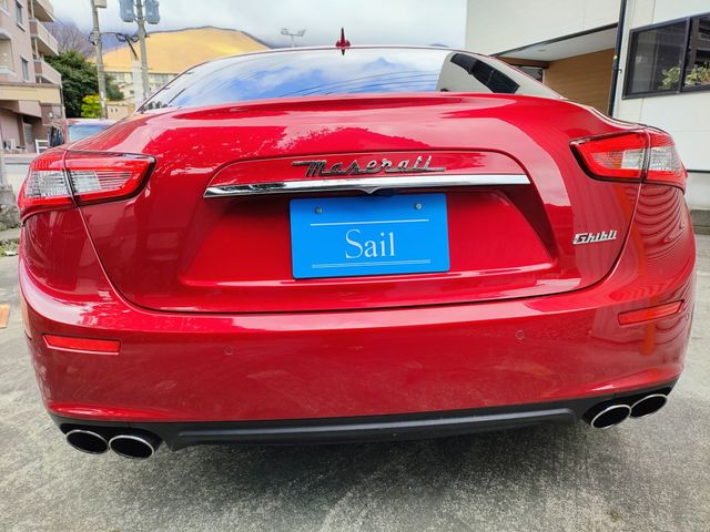 MASERATI GHIBLI Sedan